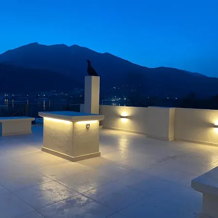 Panoramic Lagoon View *